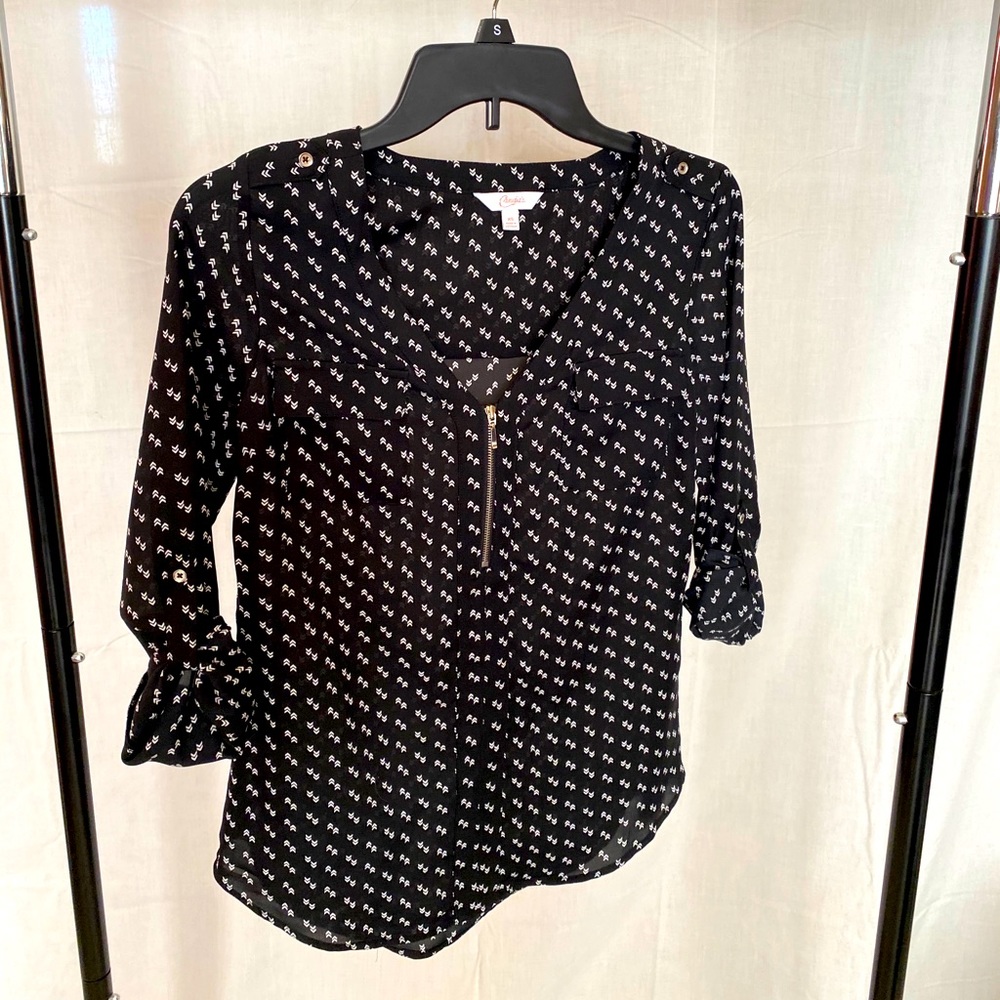 Women’s dress shirt